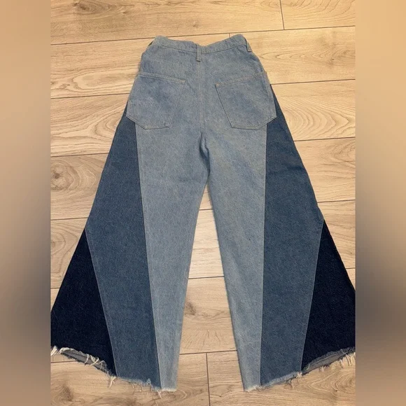 Farm Rio Patched Denim Pants - Picture 5 of 8